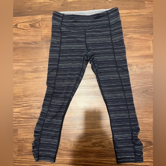 Lululemon Pace Rival Crop Leggings Size 8 - Picture 3 of 11